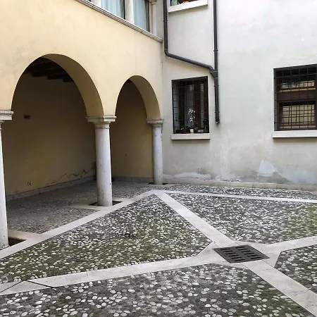 招待所 Dimora Centro